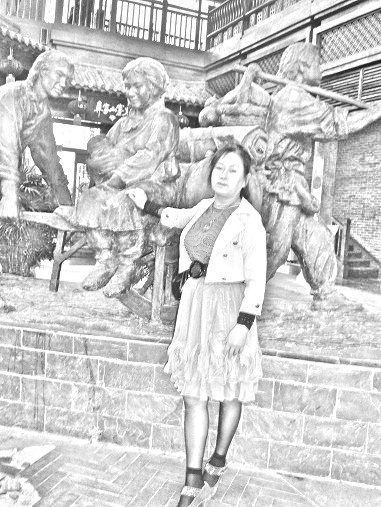 112153ckyip393j_.jpg