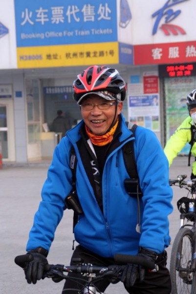 231905c8mm4bgb00o90d55.jpg.thumb.jpg