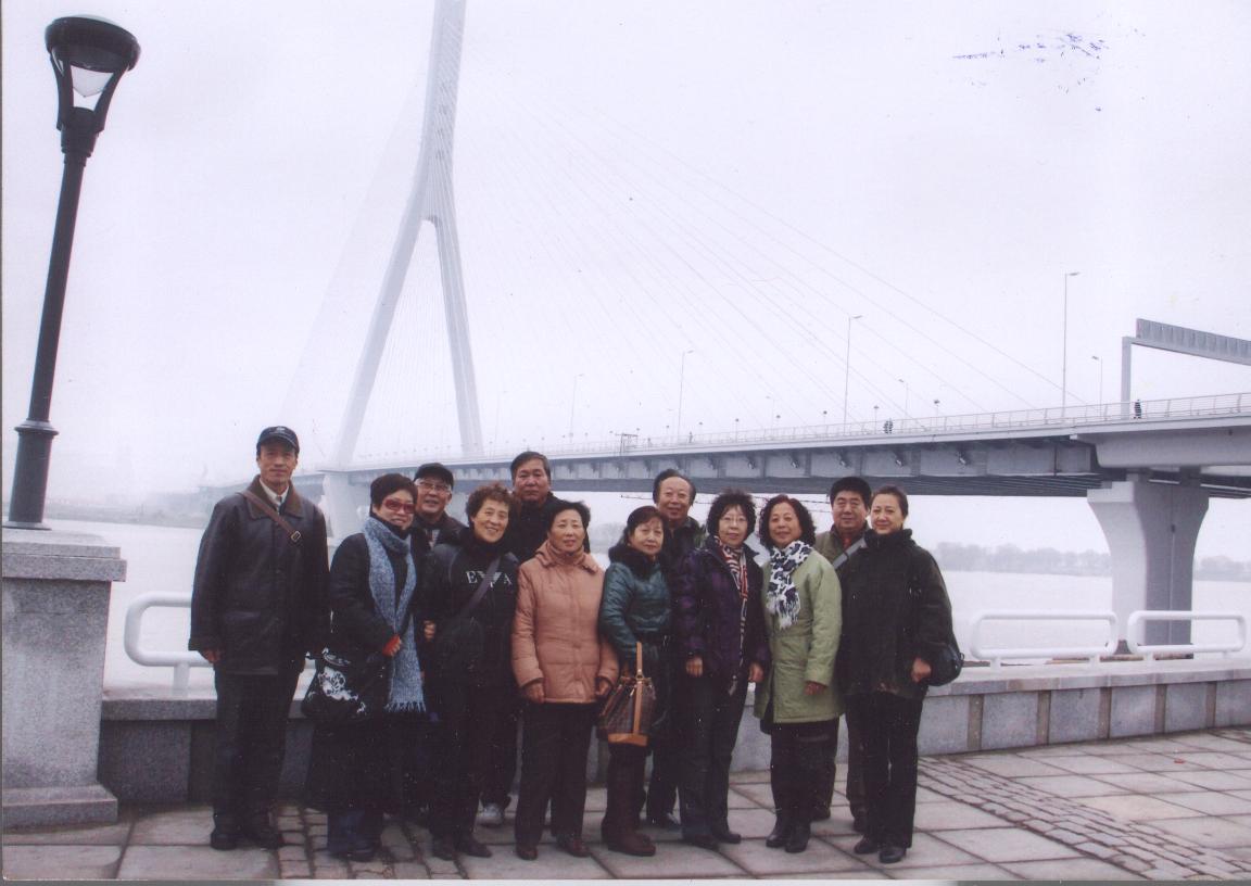 Ƭ 053.jpg
