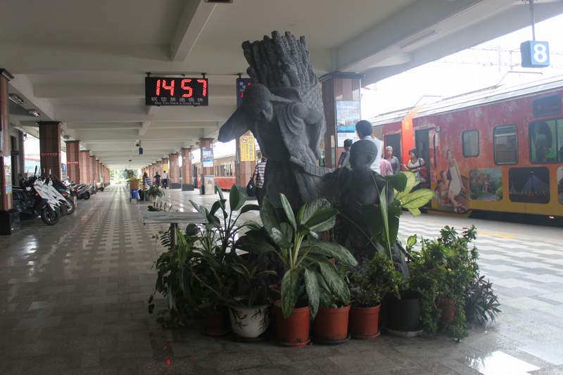 Ƭ 108.jpg