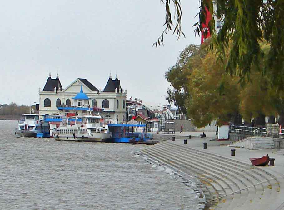 DSC09527-3.jpg
