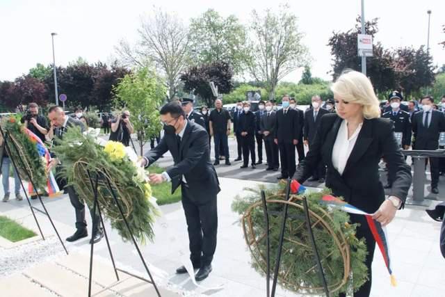 2022年5月7日，中国驻塞尔维亚使馆举行我驻南联盟使馆遭遇轰炸23周年纪念活动bc.jpeg