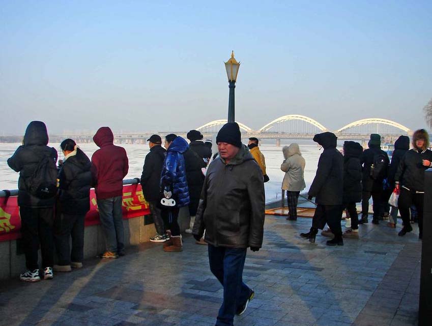 DSC06077-3.jpg