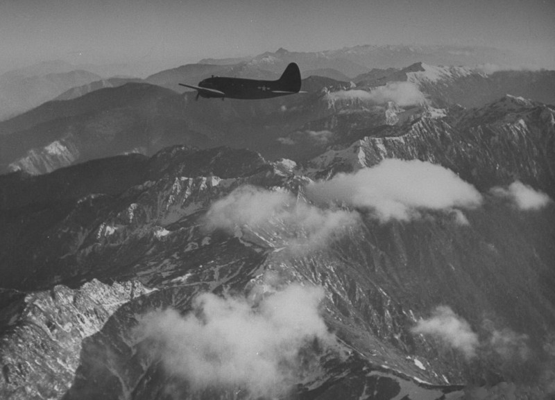 5ɻǰԱԷɻм4c~tplv-tt-origin-web_gif.jpeg